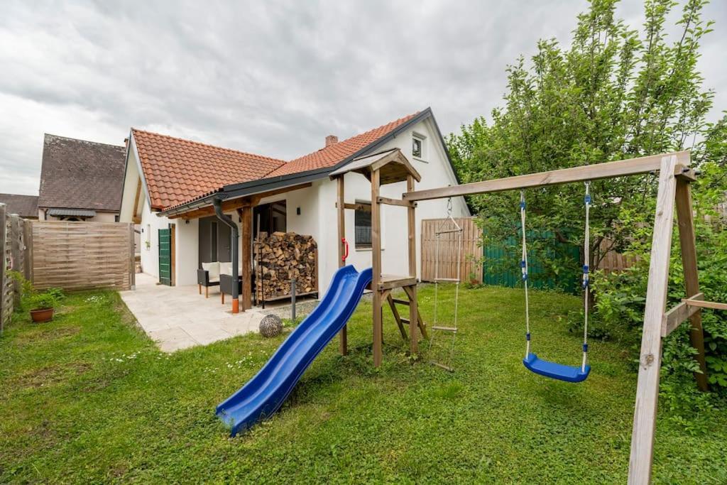 Idyllic Holiday Home - Relaxation Place Leibnitz Bagian luar foto